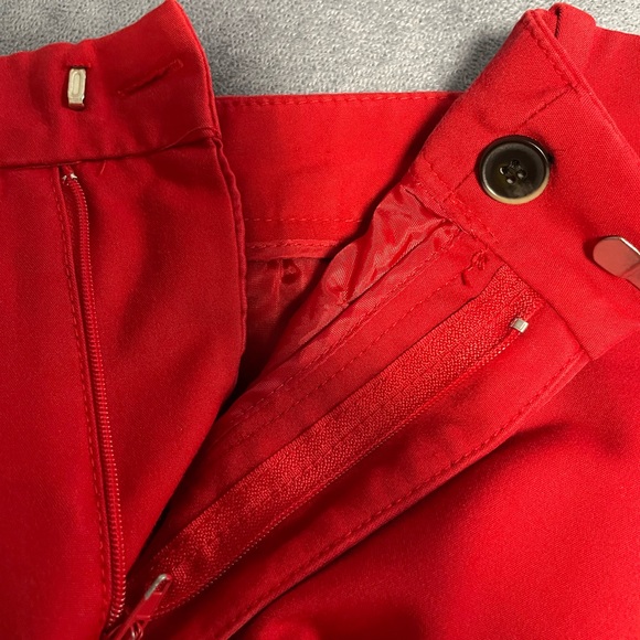 Zara cropped flat front side pockets red trousers. Size 2 - Picture 4 of 7